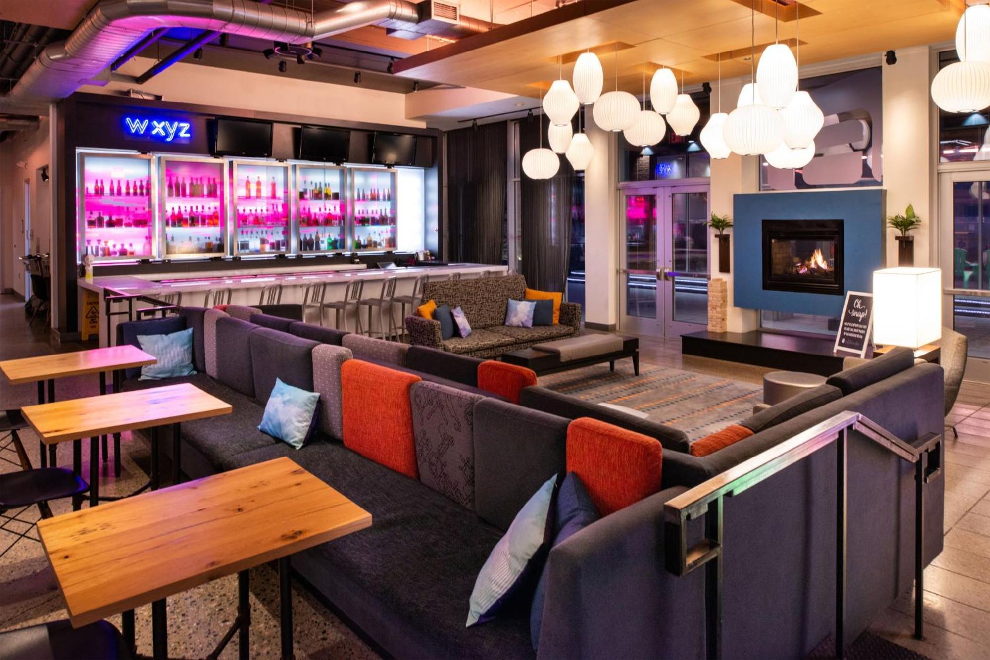 Hotel Aloft Lexington Esterno foto